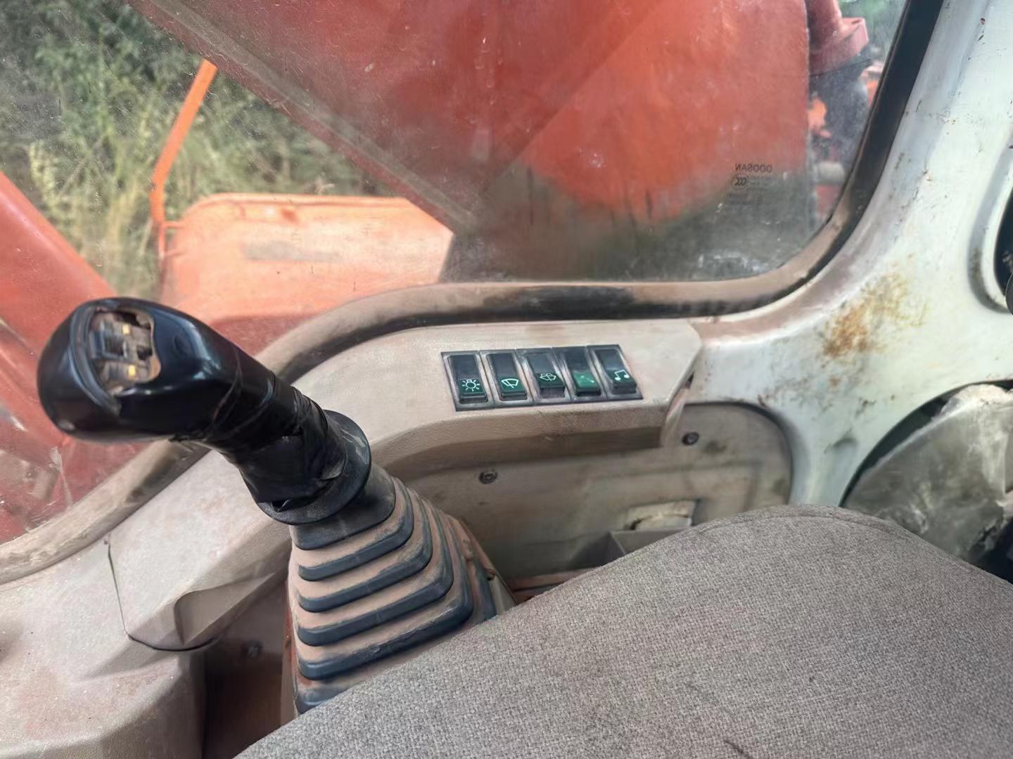 Used Doosan DH220-3 Excavator 2013 Model / 5