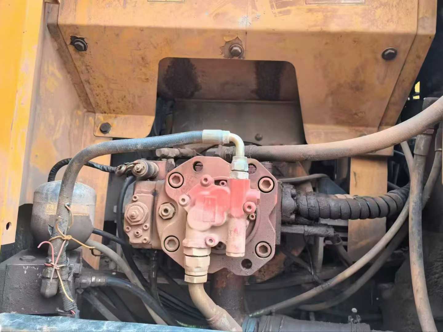 Used Hyundai R150-7 Excavator 2014 Model / 5