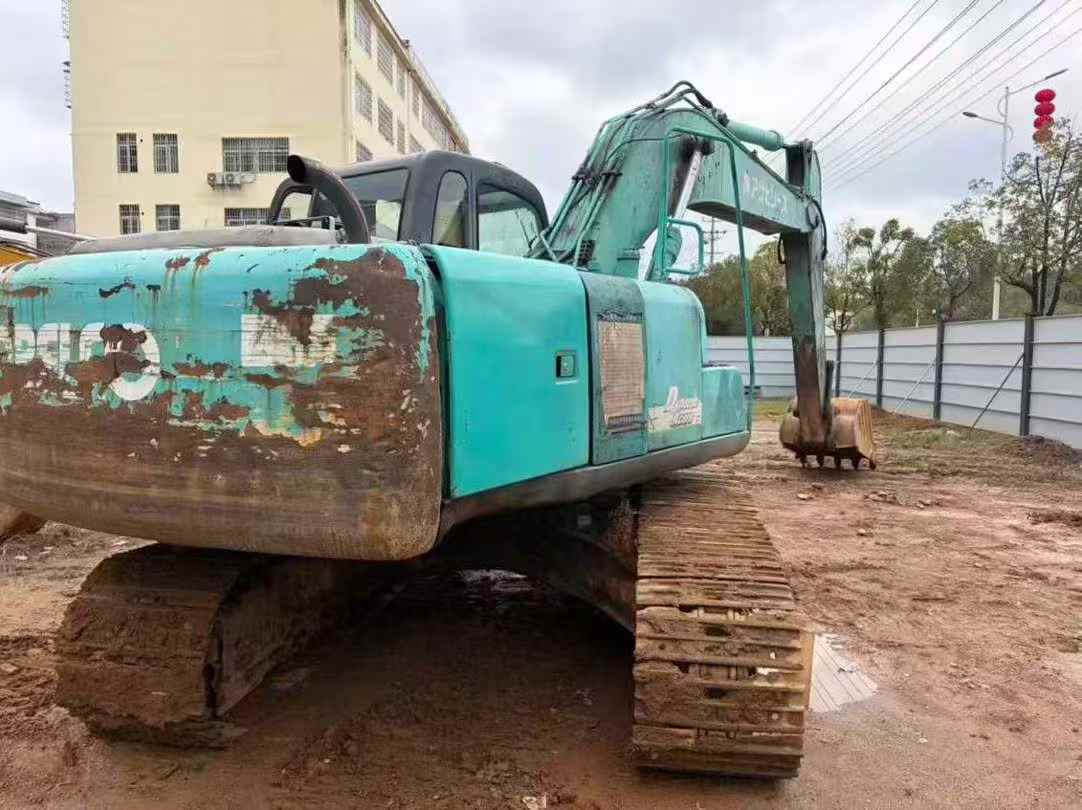 Used Kobelco SK200-10 Excavator 2016 Model / 4