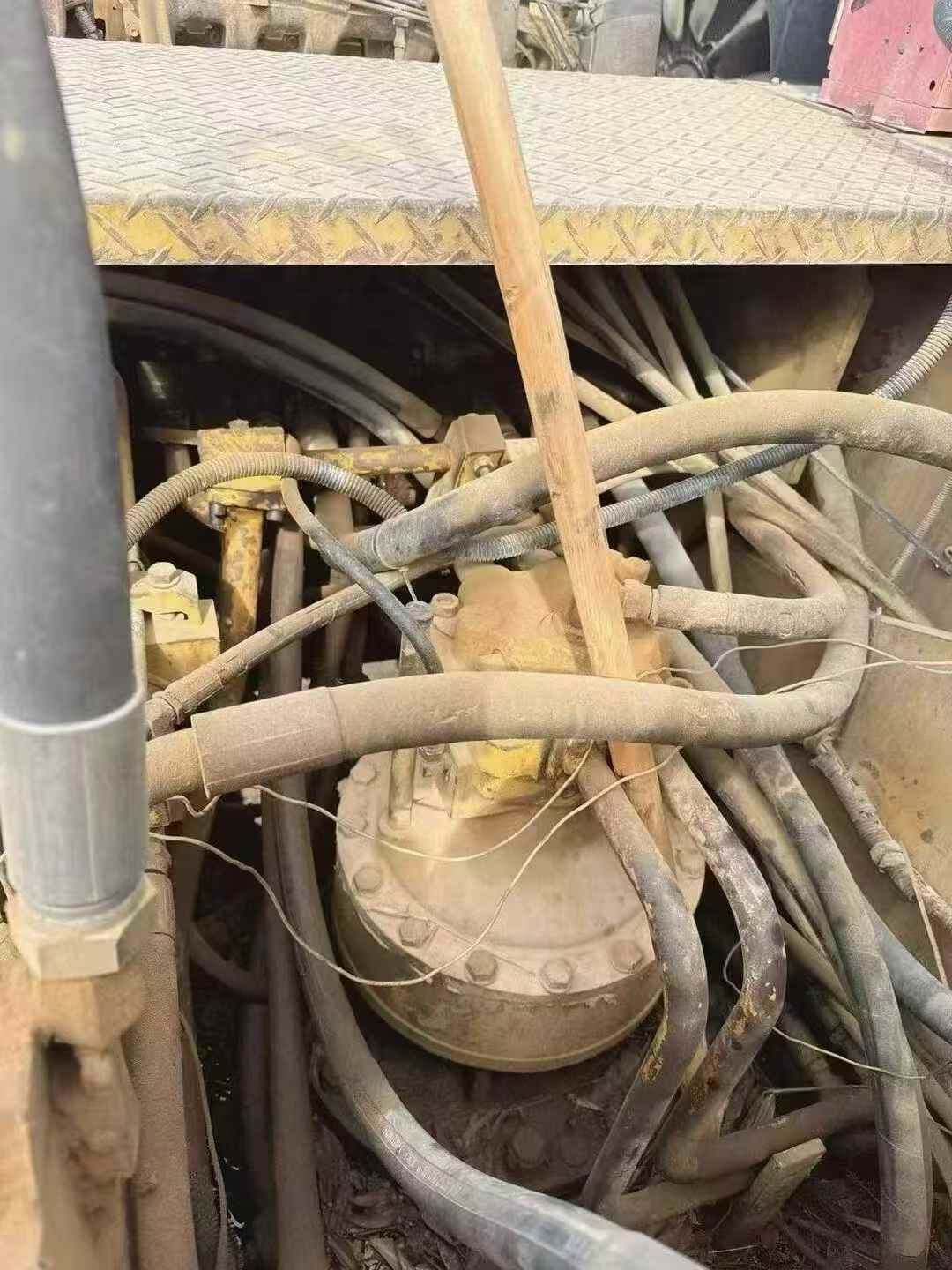 Used Caterpillar E200B Excavator 2016 Model / 6