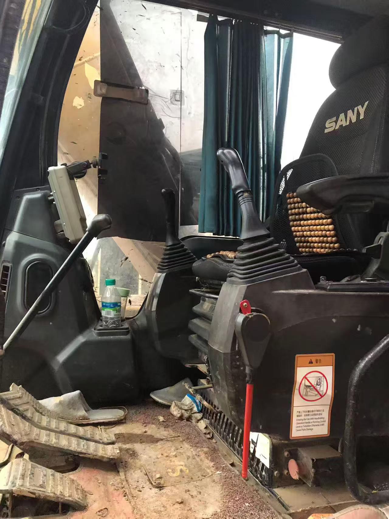 Used Sany SY135-8S Excavator 2017 Model / 4