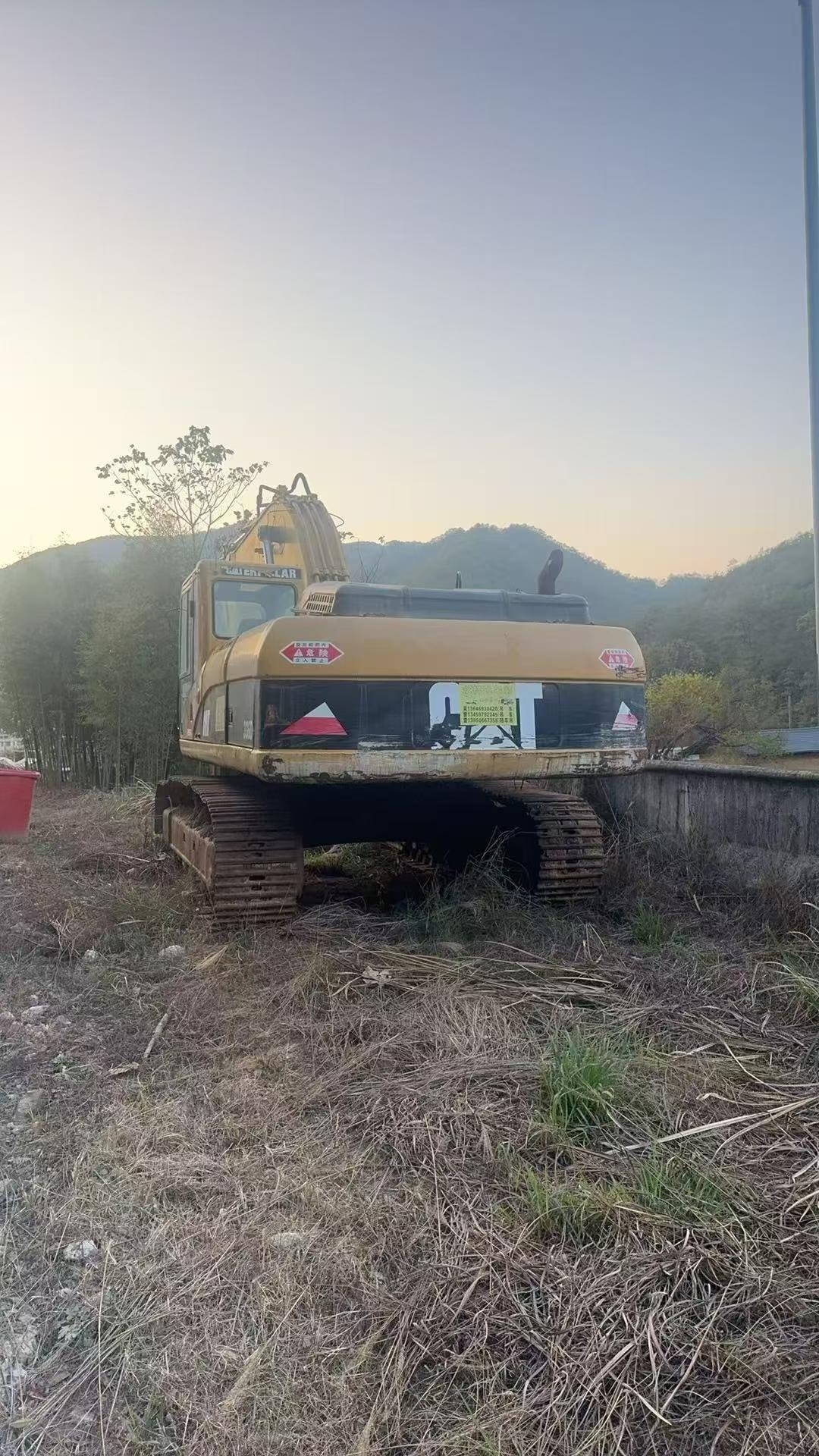 Used Caterpillar 330C Excavator 2016 Model / 2