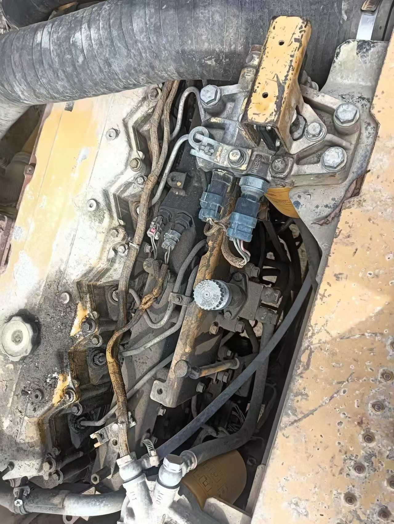 Used Caterpillar 320A Excavator 2016 Model / 5