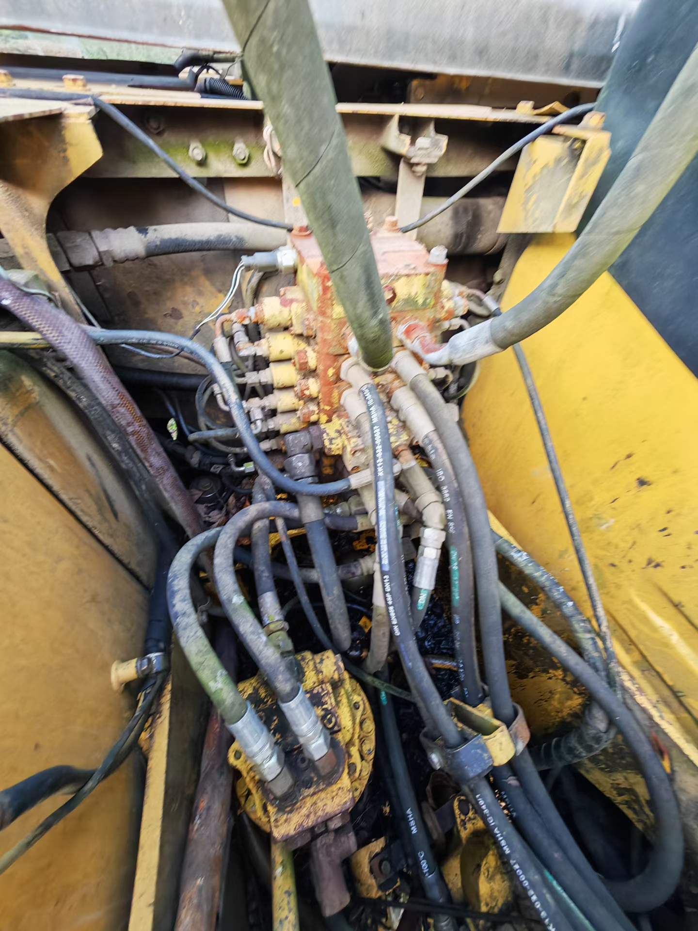 Used Komatsu PC130-7 Excavator 2016 Model / 7