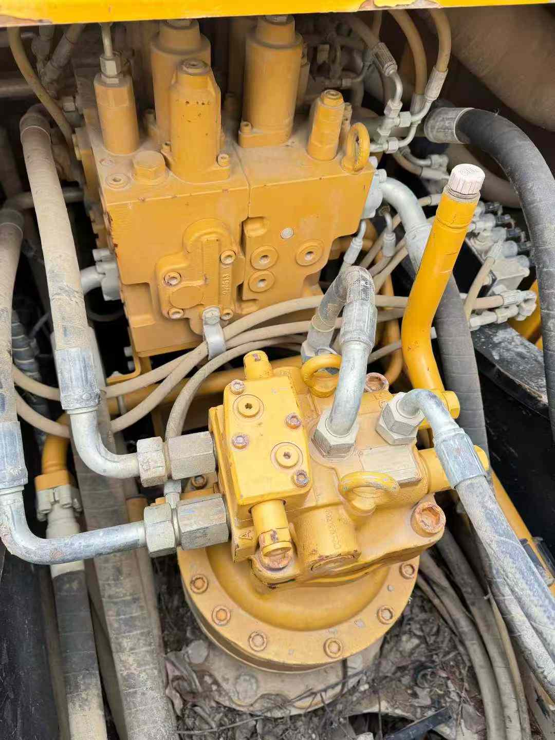 Used Sany SY200C Excavator 2021 Model / 6