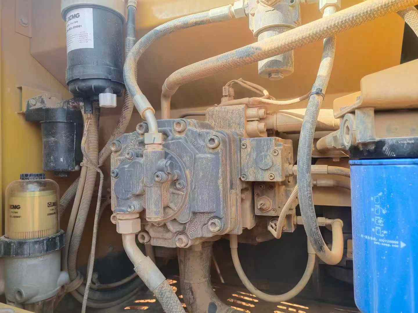 Used XCMG XE200 Excavator 2022 Model / 6