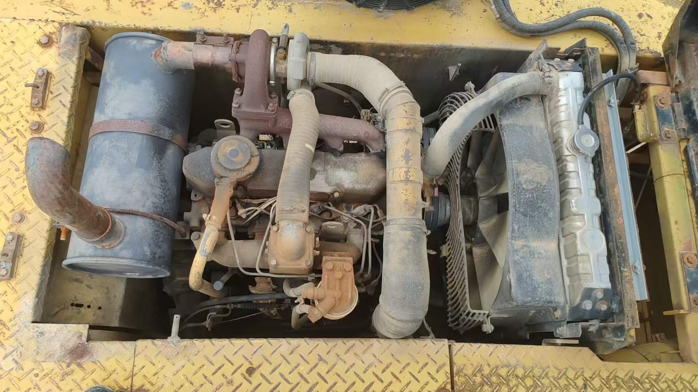 Used Caterpillar E120B Excavator 2016 Model / 5