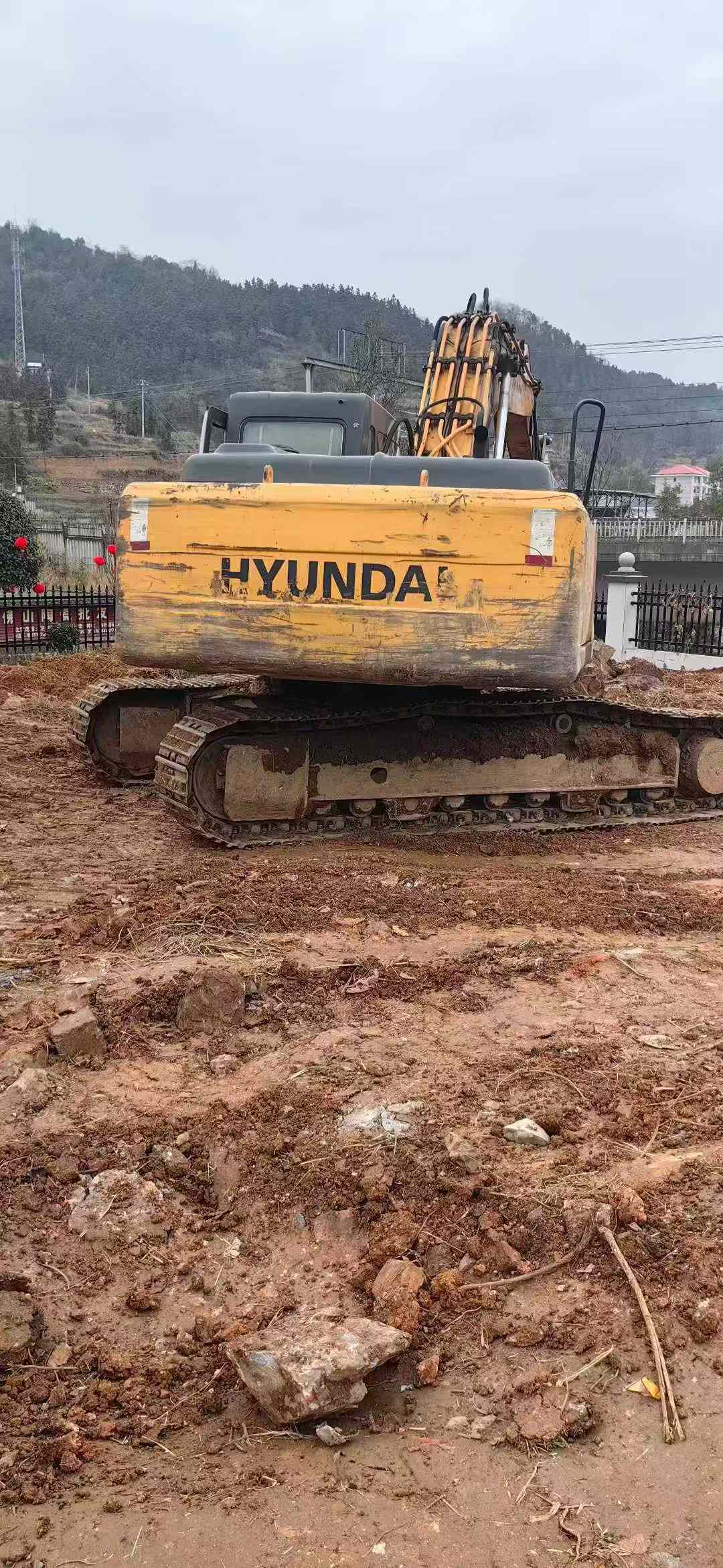 Used Hyundai R225-7 Excavator 2012 Model / 2
