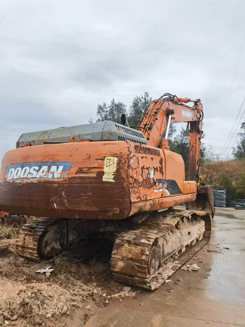 Used Doosan DH215-9 Excavator 2016 Model / 2
