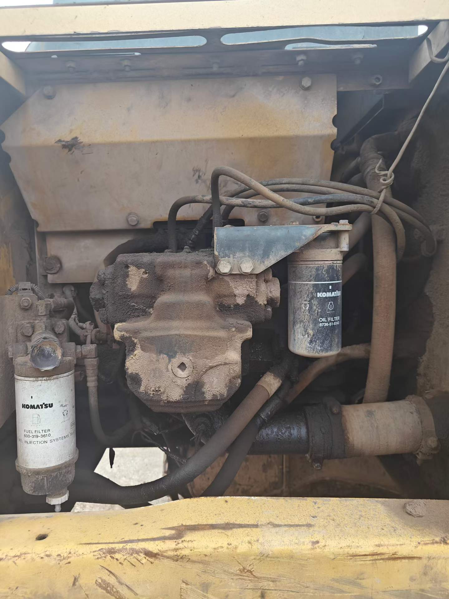 Used Komatsu PC200 Excavator 2010 Model / 5