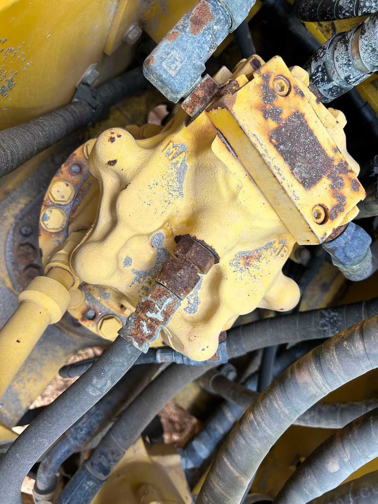 Used Komatsu PC130-8 Excavator 2016 Model / 4