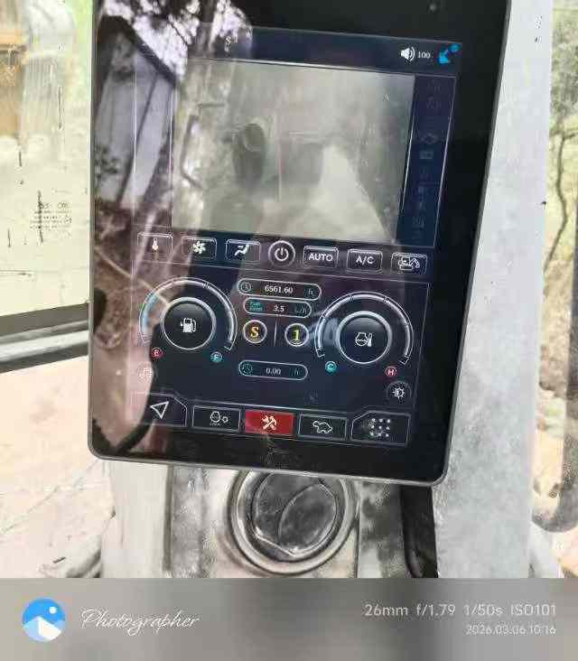 Used Sany SY215C Excavator 2022 Model / 3