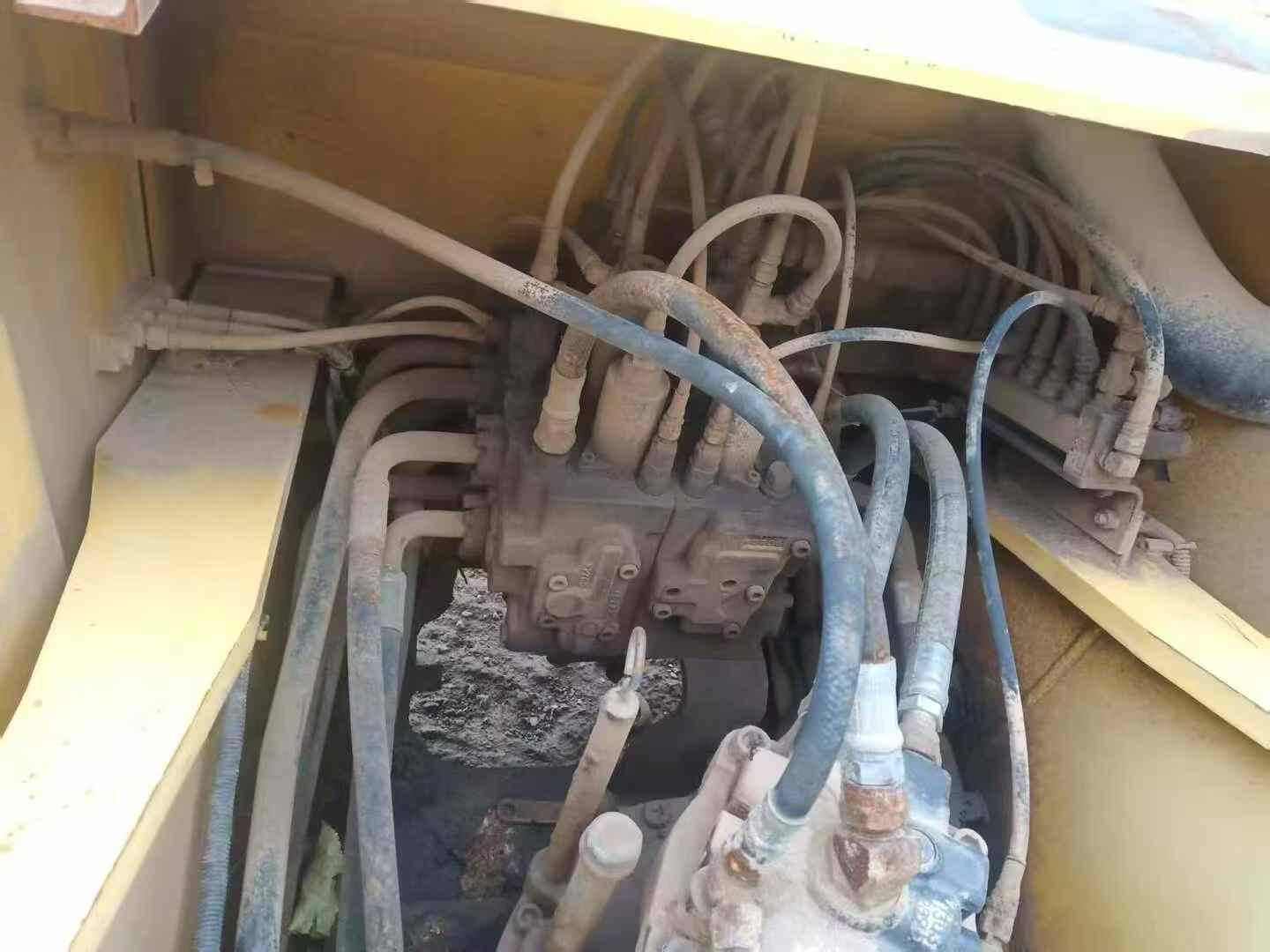 Used Kobelco SK250 Excavator 2012 Model / 6