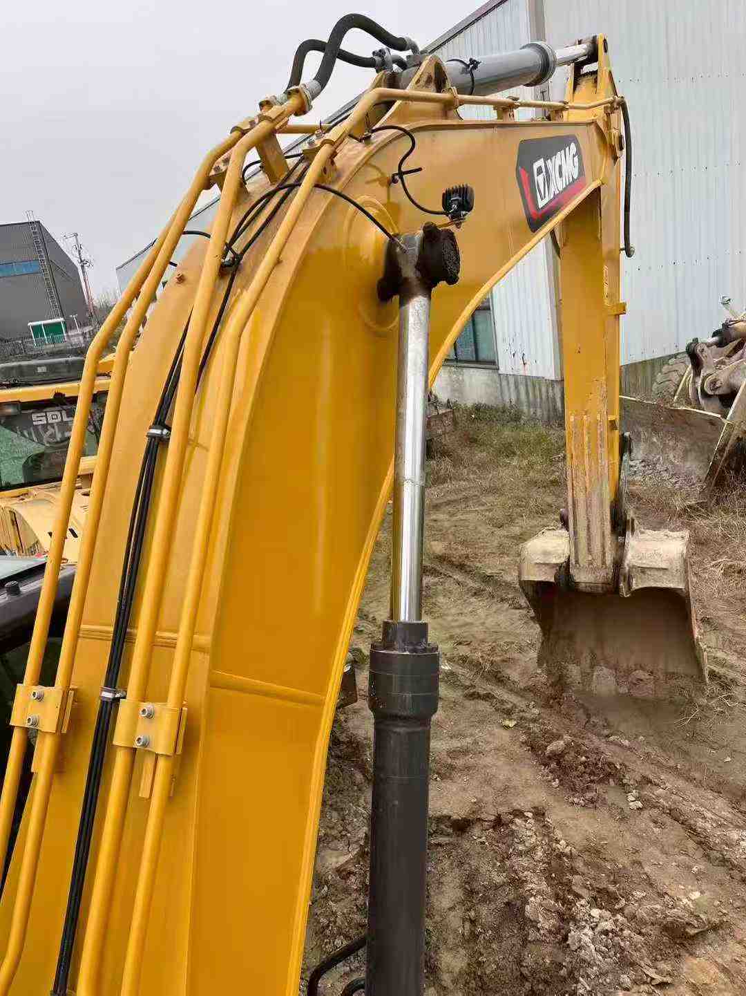 Used XCMG XE200 Excavator 2024 Model / 9