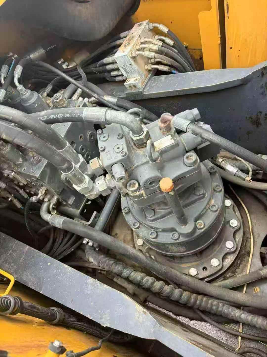 Used XCMG XE200 Excavator 2017 Model / 3