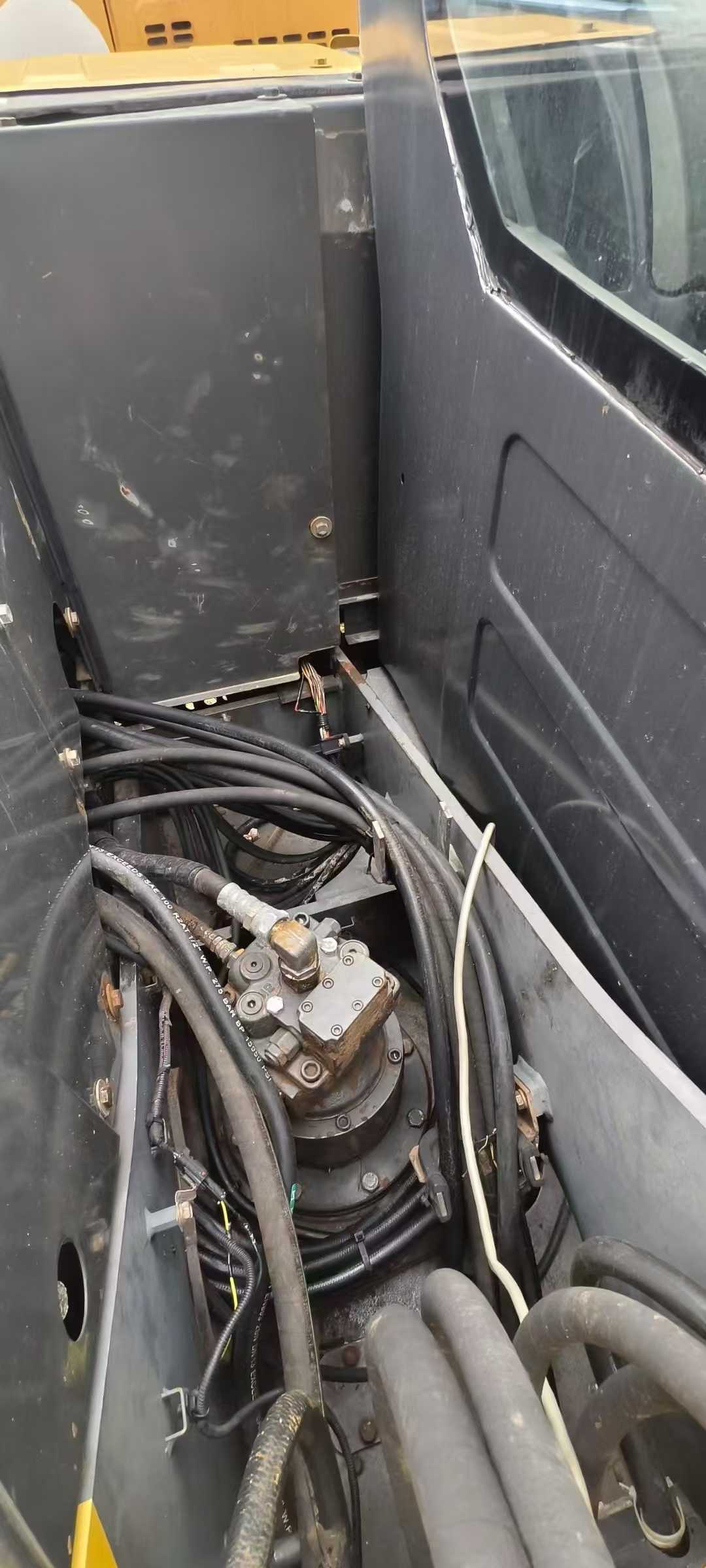 Used Sumitomo SH80-6 Excavator 2016 Model / 2