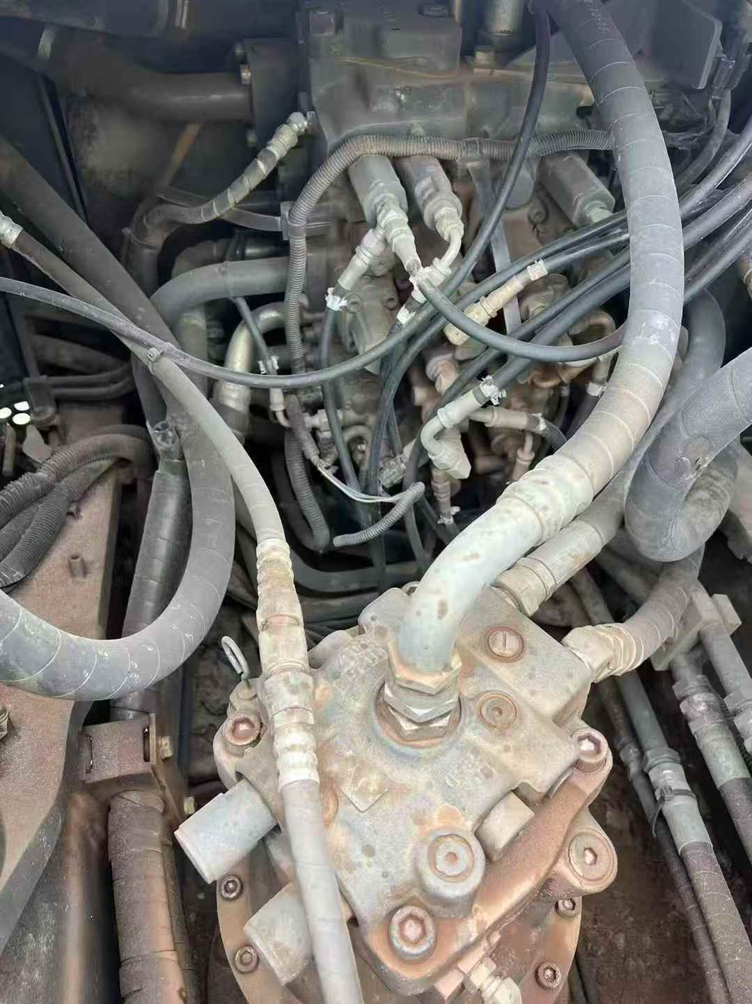 Used Sumitomo SH210-6 Excavator 2016 Model / 4