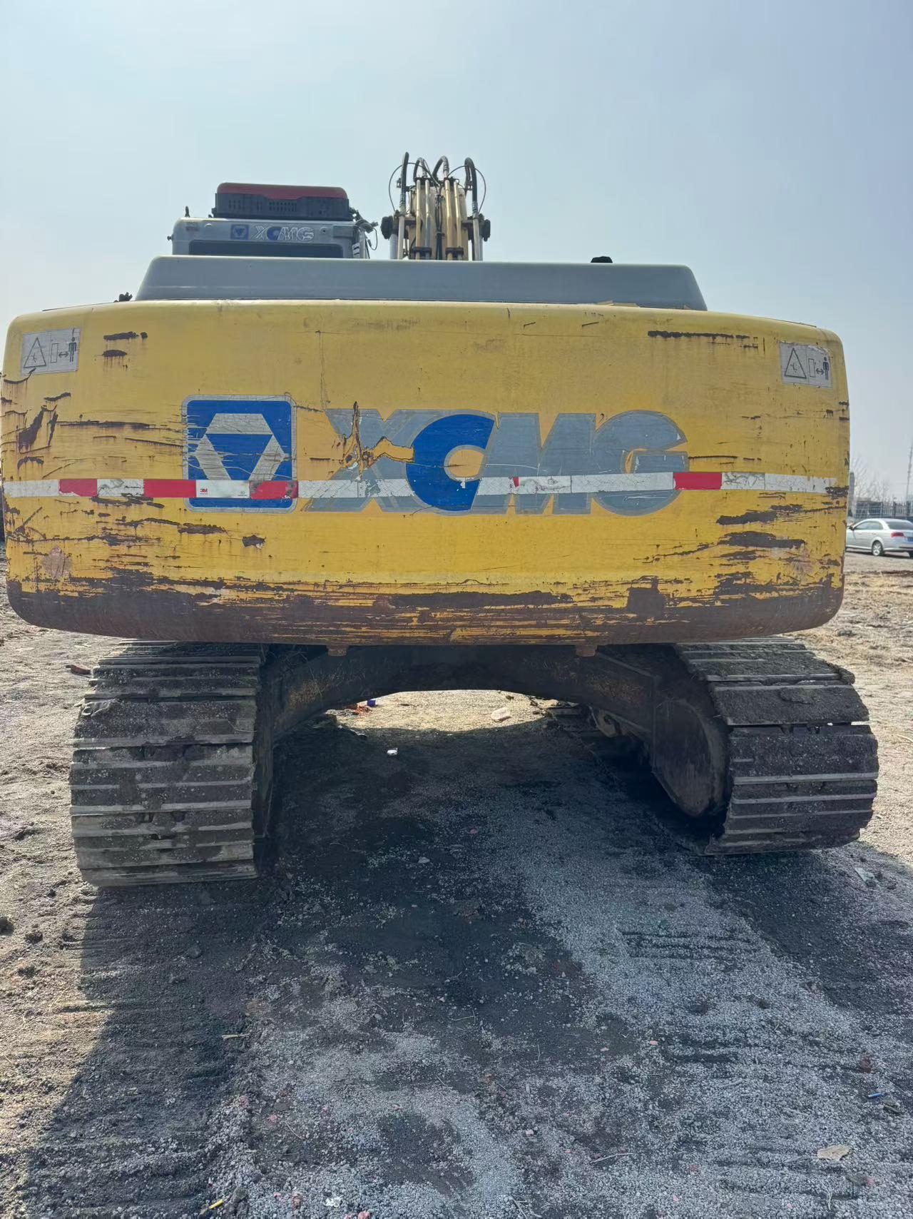 Used XCMG XE215C Excavator 2016 Model / 4