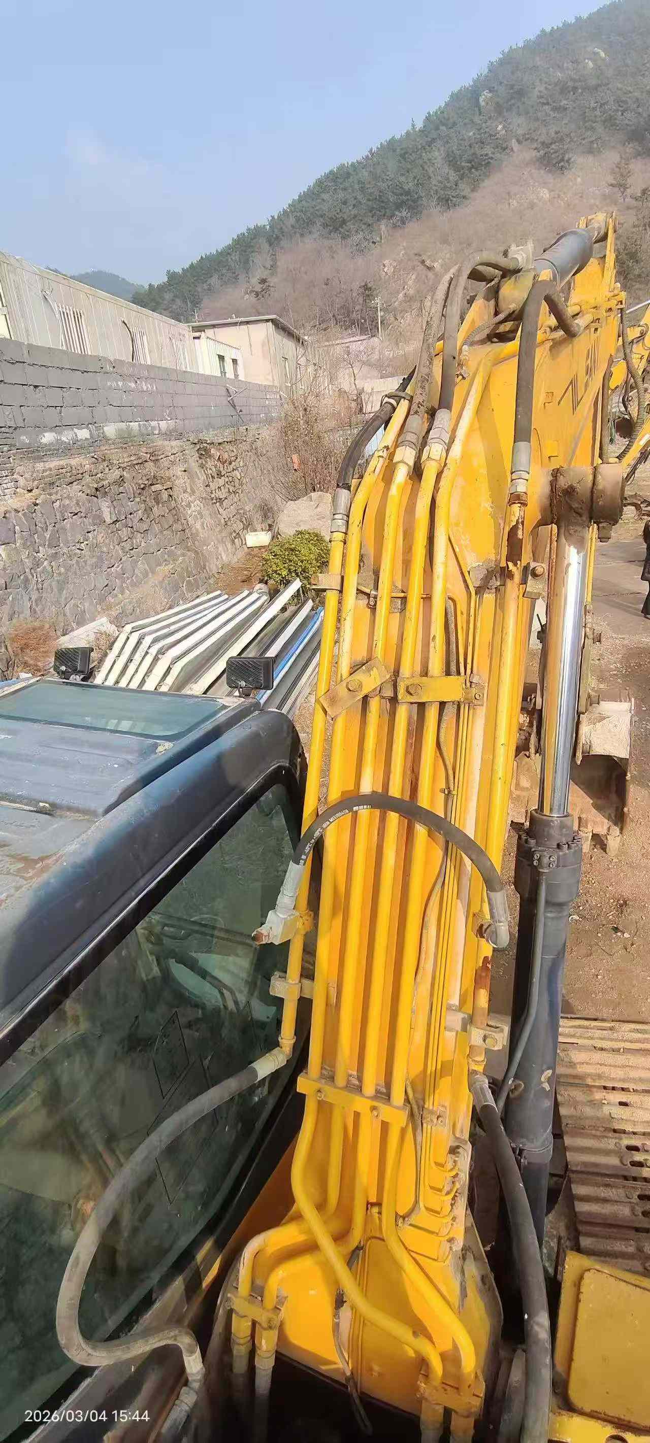 Used Sany SY135 Excavator 2016 Model / 7