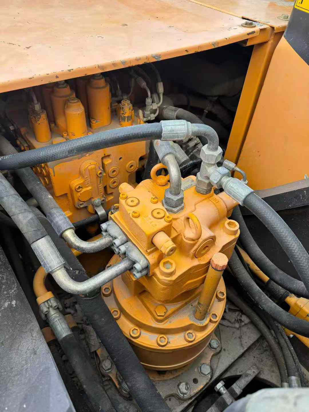 Used Sany SY235C-8 Excavator 2014 Model / 4