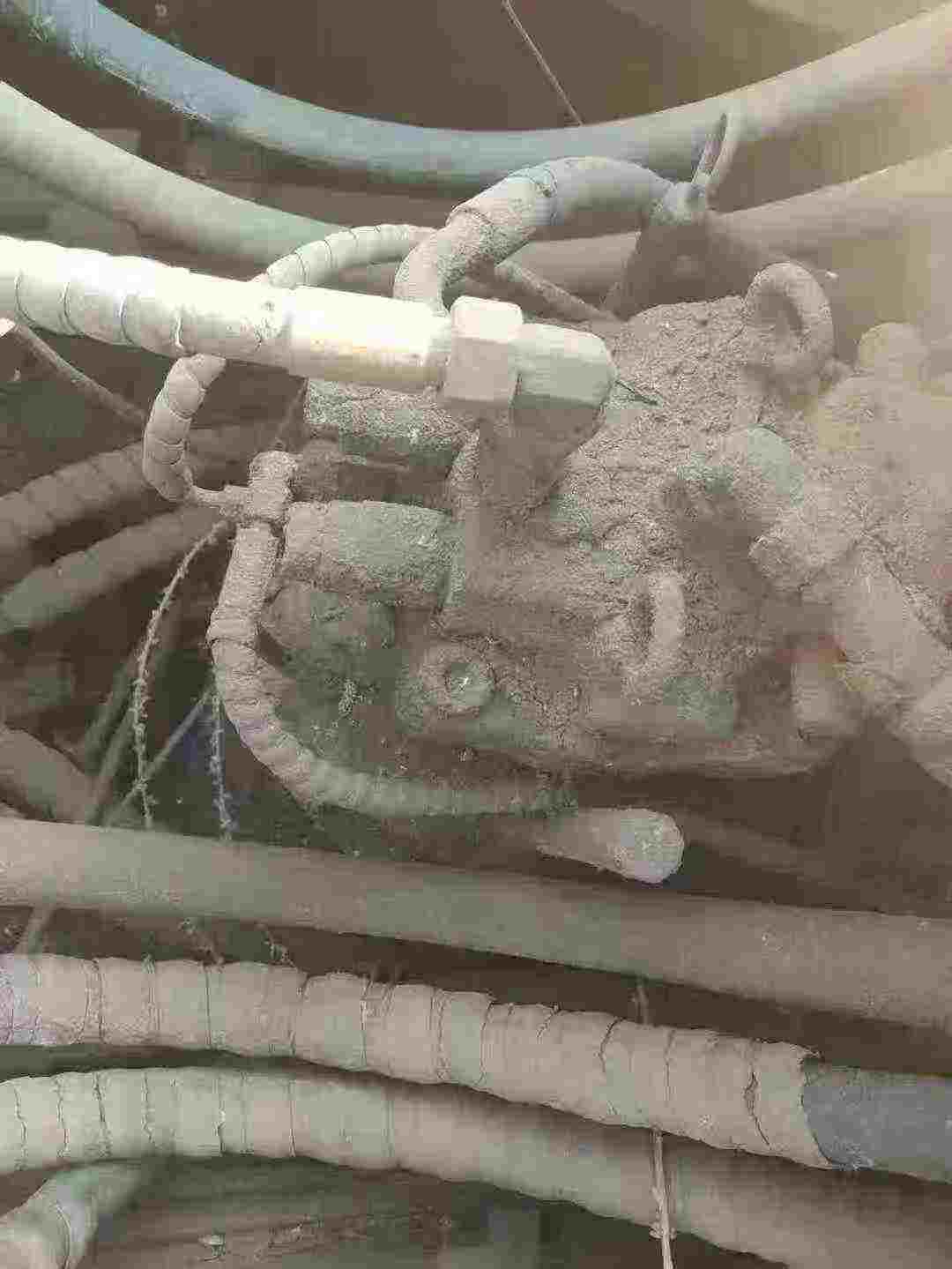 Used Sany SY365C Excavator 2011 Model / 4