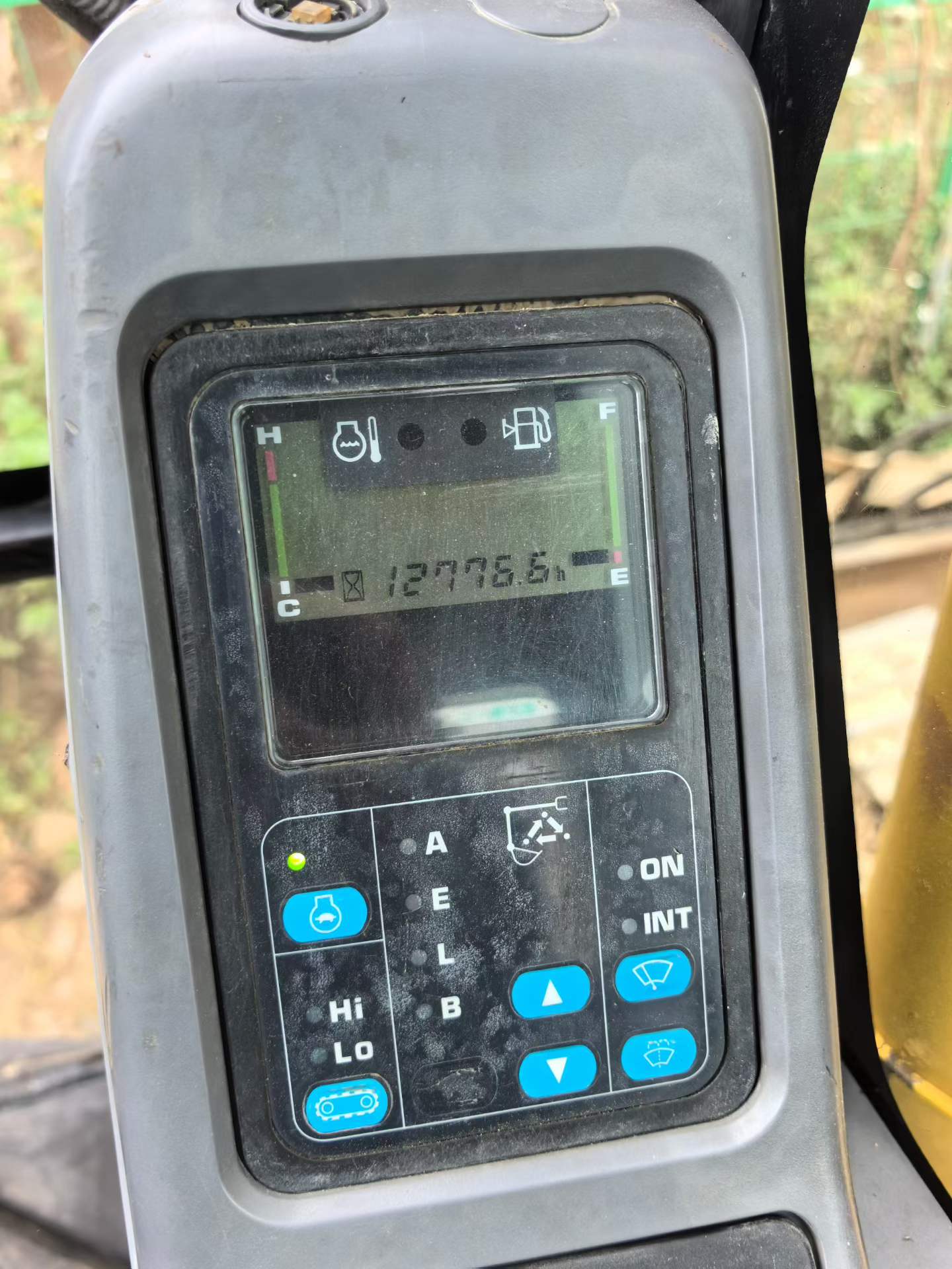 Used Komatsu PC130-7K Excavator 2016 Model / 6