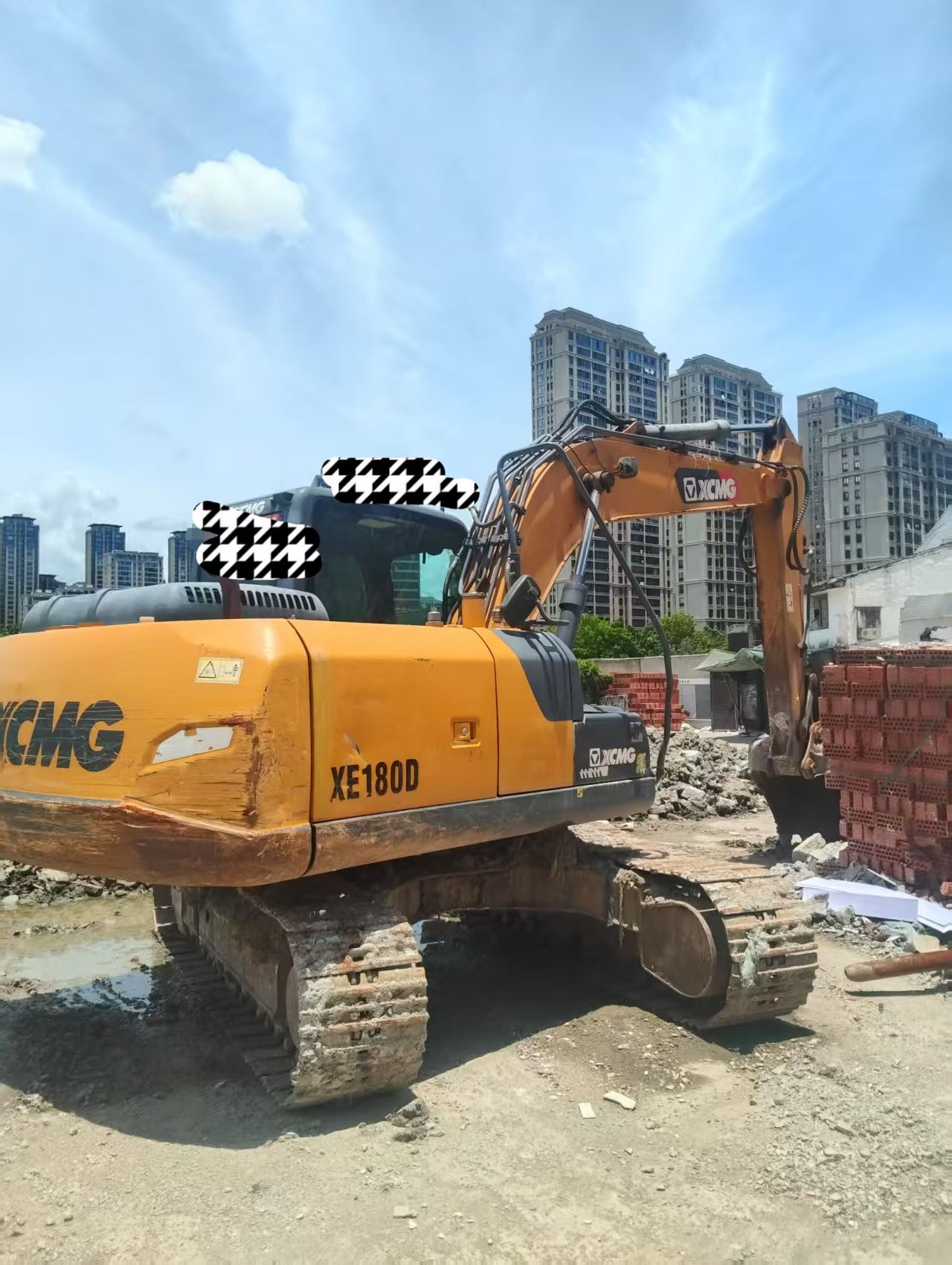 Used XCMG XE135B Excavator 2020 Model / 2