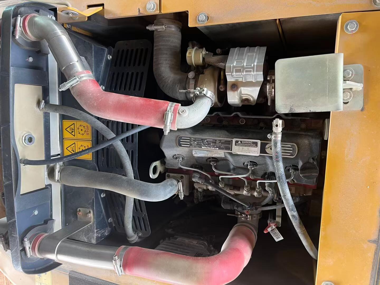 Used XCMG XE135D Excavator 2022 Model / 6