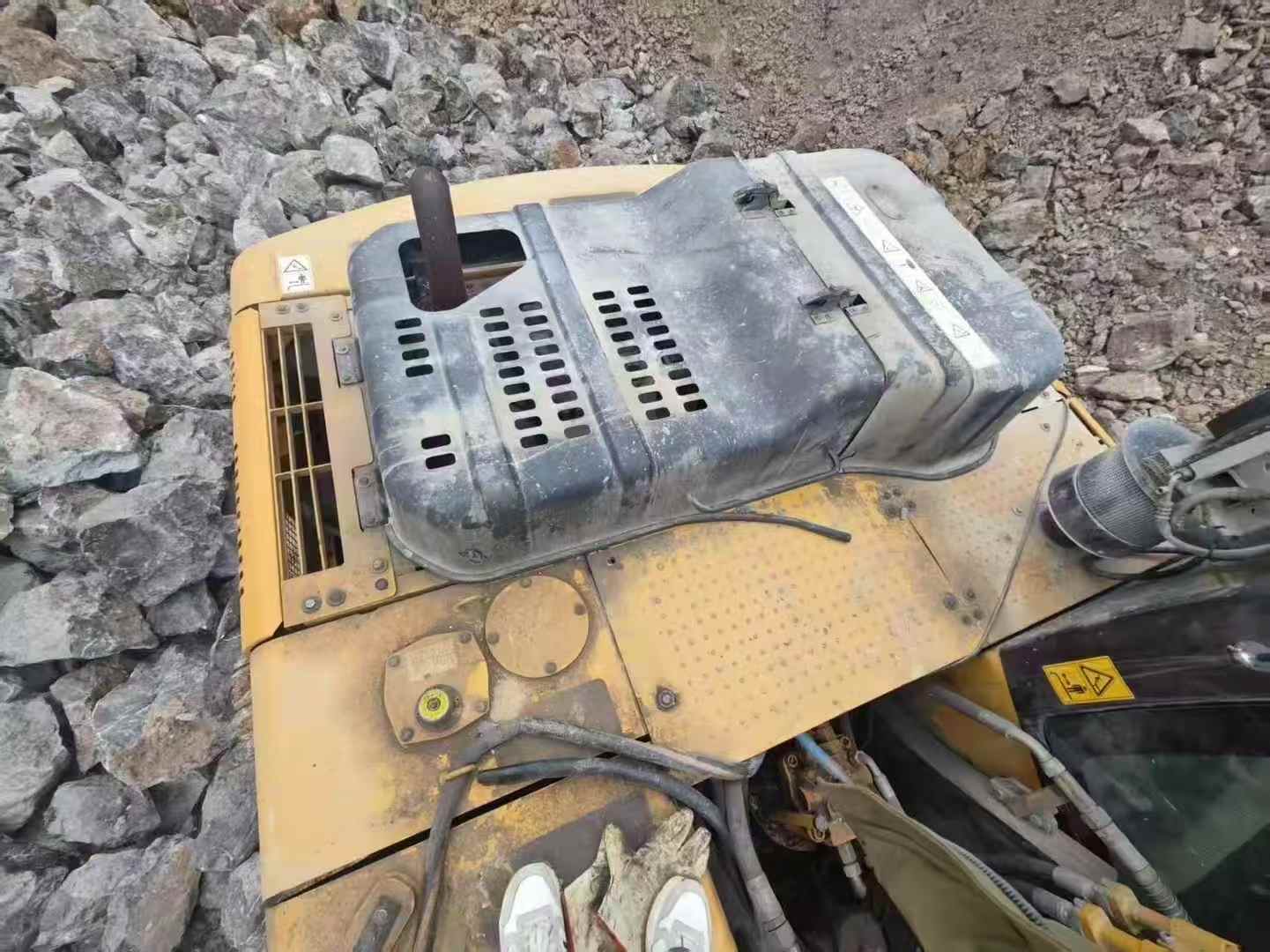 Used Sany SY215C Excavator 2018 Model / 6