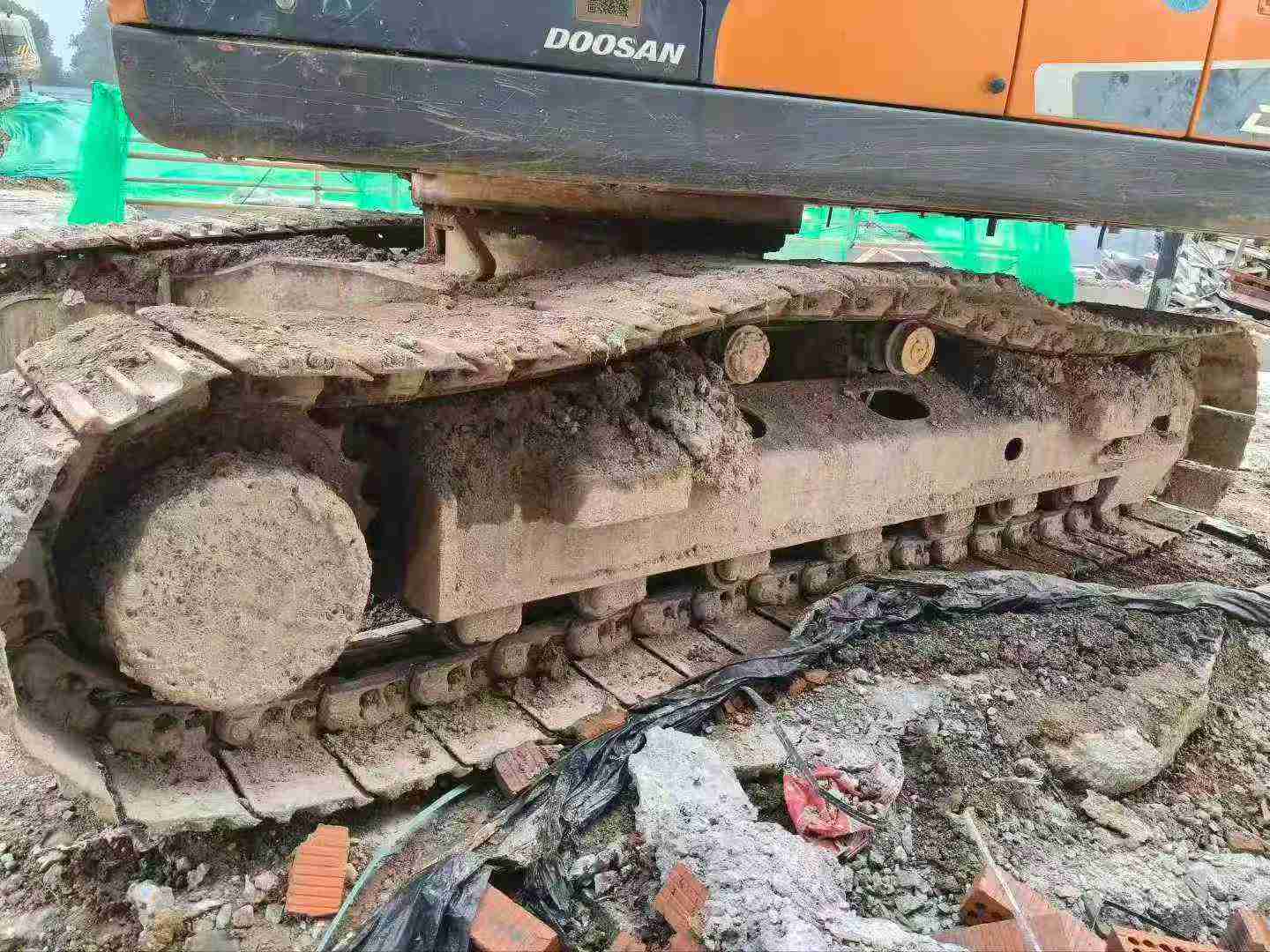 Used Doosan DH215-7 Excavator 2020 Model / 3