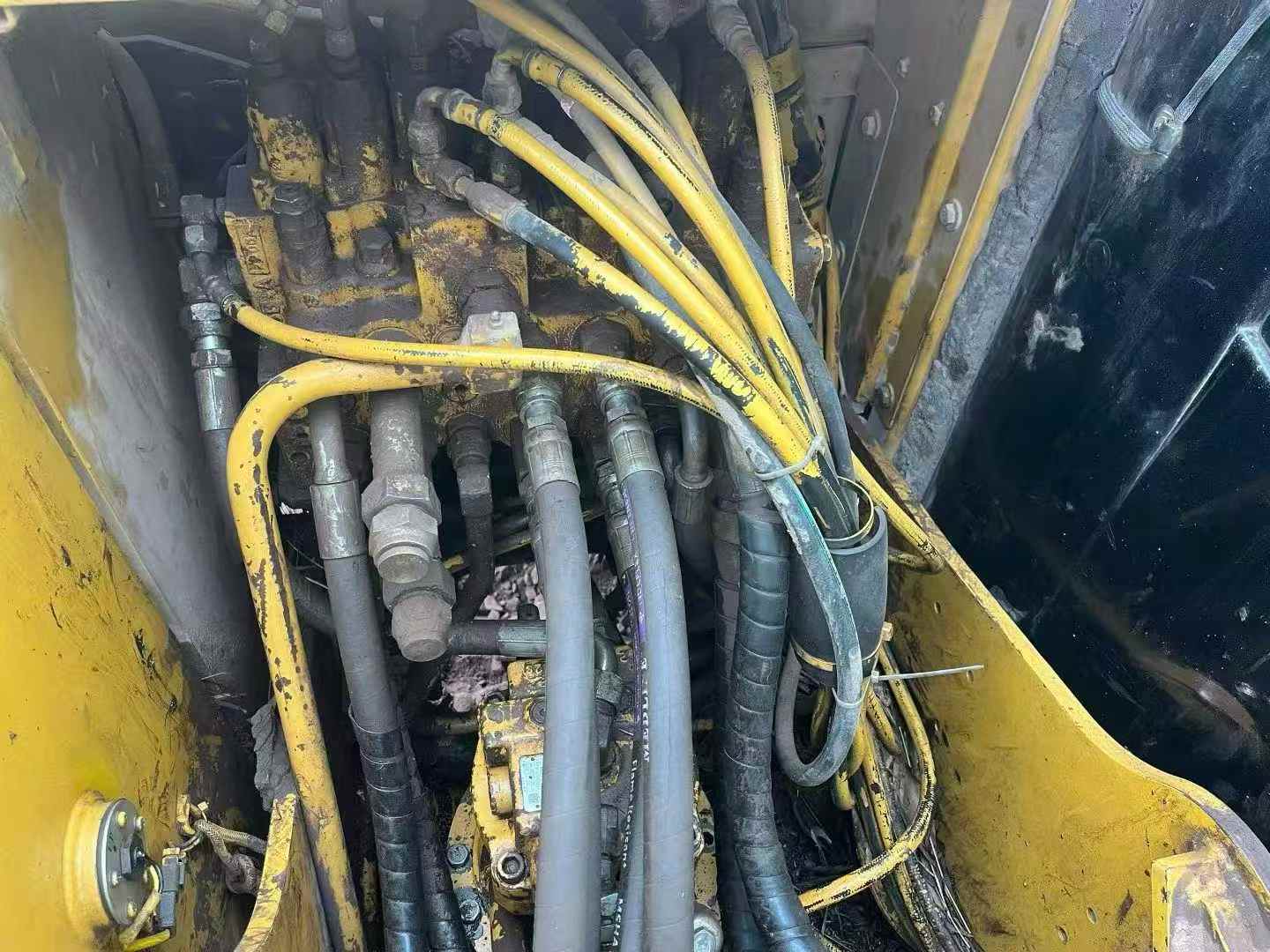 Used Caterpillar 313D Excavator 2012 Model / 5