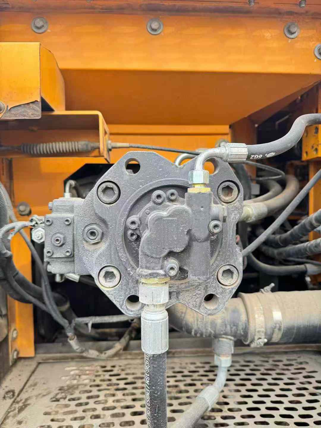 Used Sany SY235C-8 Excavator 2014 Model / 5