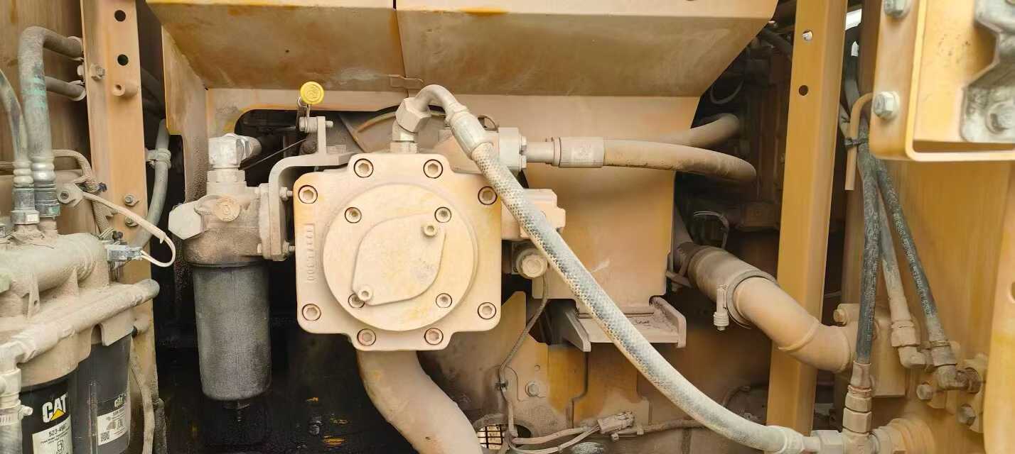 Used Caterpillar 323 Excavator 2020 Model / 6