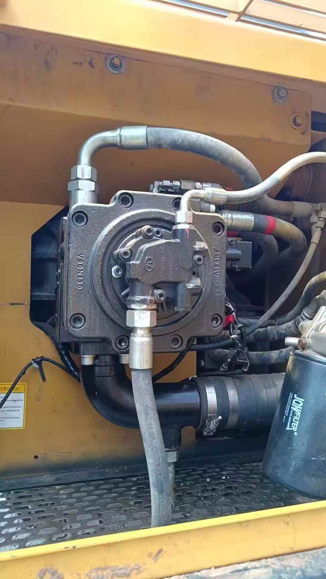 Used Sany SY205C Excavator 2016 Model / 6