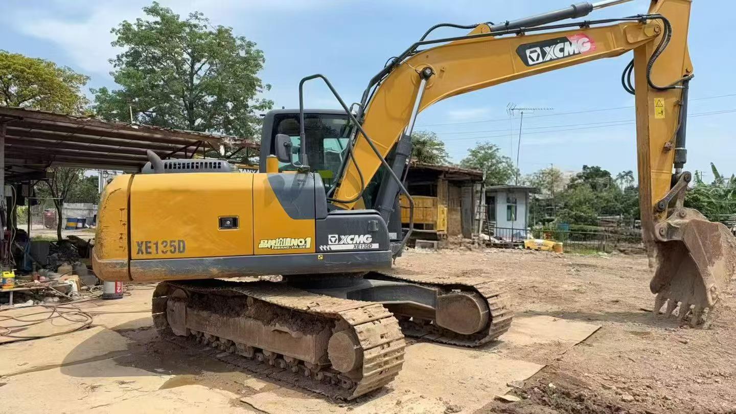 Used XCMG XE135D Excavator 2022 Model / 2