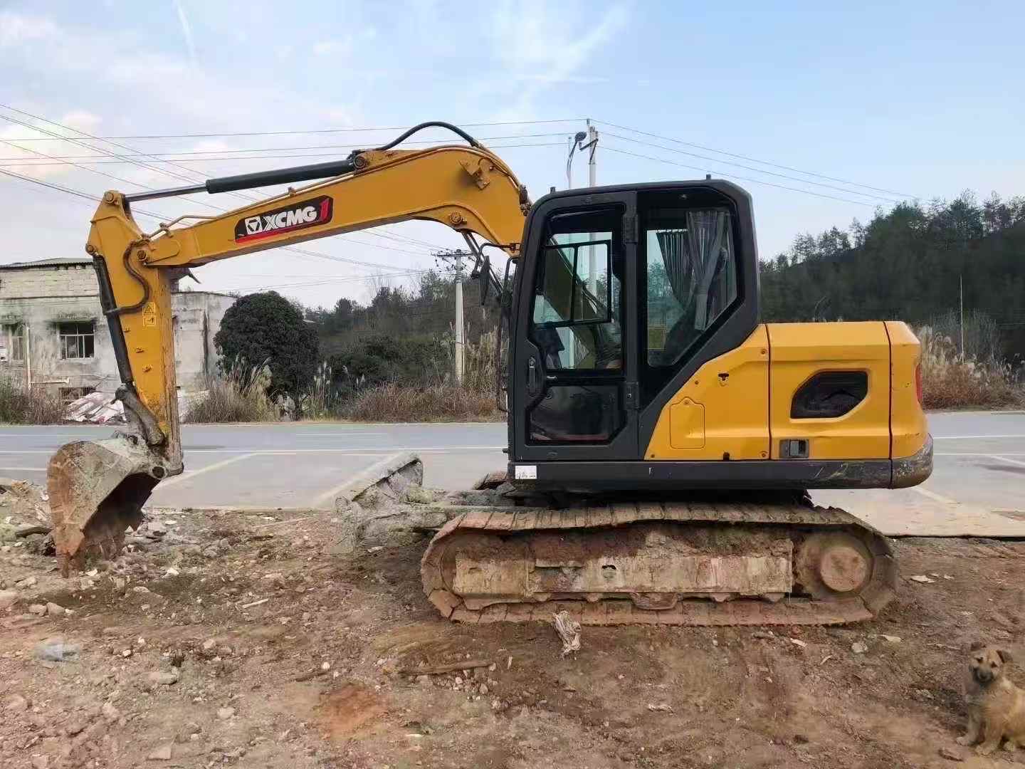 Used XCMG XE75C Excavator 2023 Model / 3