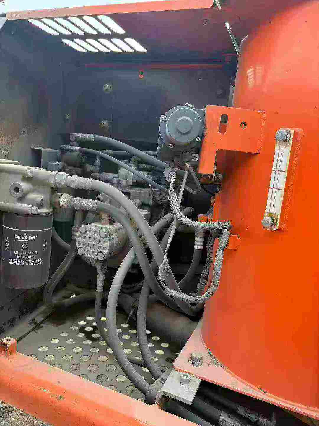 Used Hitachi EX120-6 Excavator 2016 Model / 8