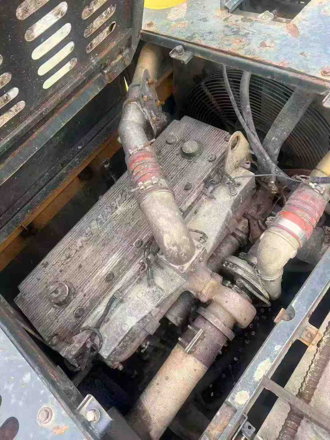 Used Hyundai R385LC-9 Excavator 2011 Model / 3