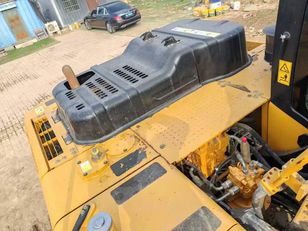 Used Sany SY215C Excavator 2020 Model / 8
