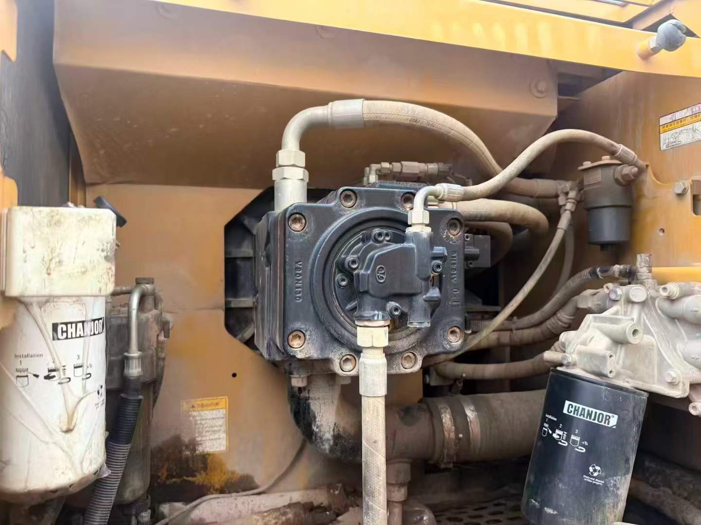 Used Sany SY205C Excavator 2020 Model / 4