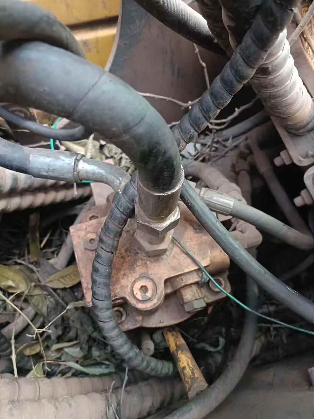 Used XCMG XE75C Excavator 2018 Model / 4