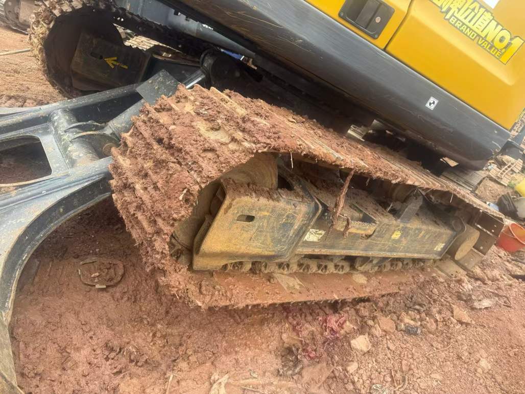 Used XCMG XE75C Excavator 2023 Model / 5