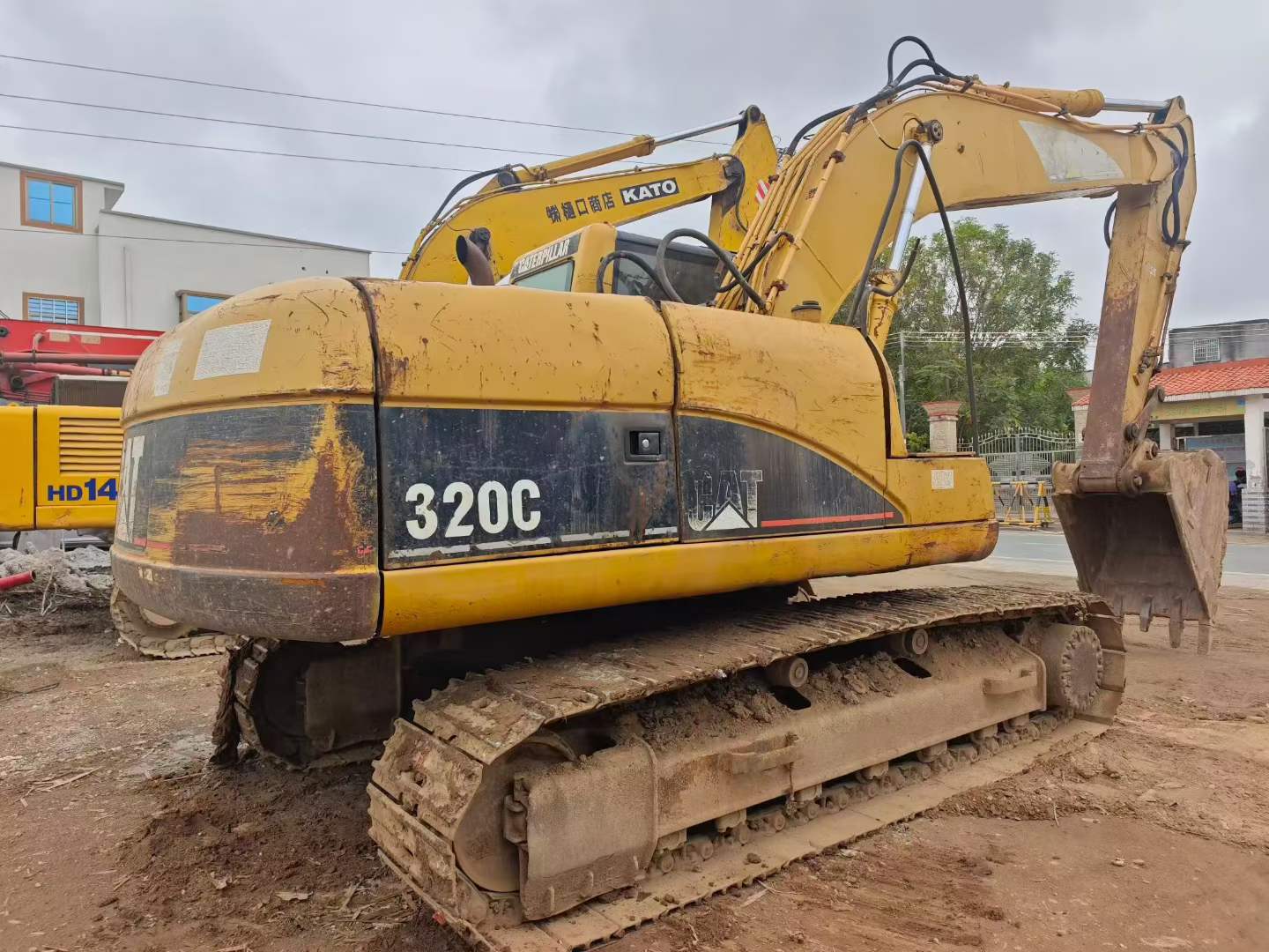 Used Caterpillar 320C Excavator 2016 Model / 3