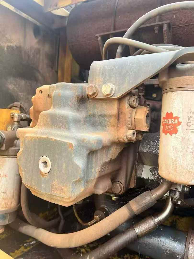 Used Komatsu PC240-6 Excavator 2012 Model / 6