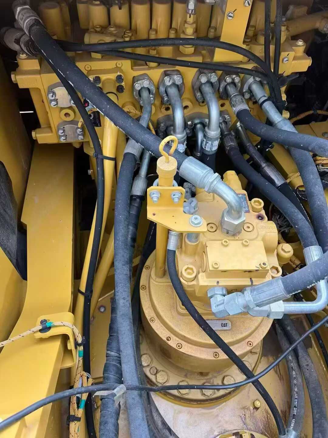 Buy Caterpillar 330B Used Excavator