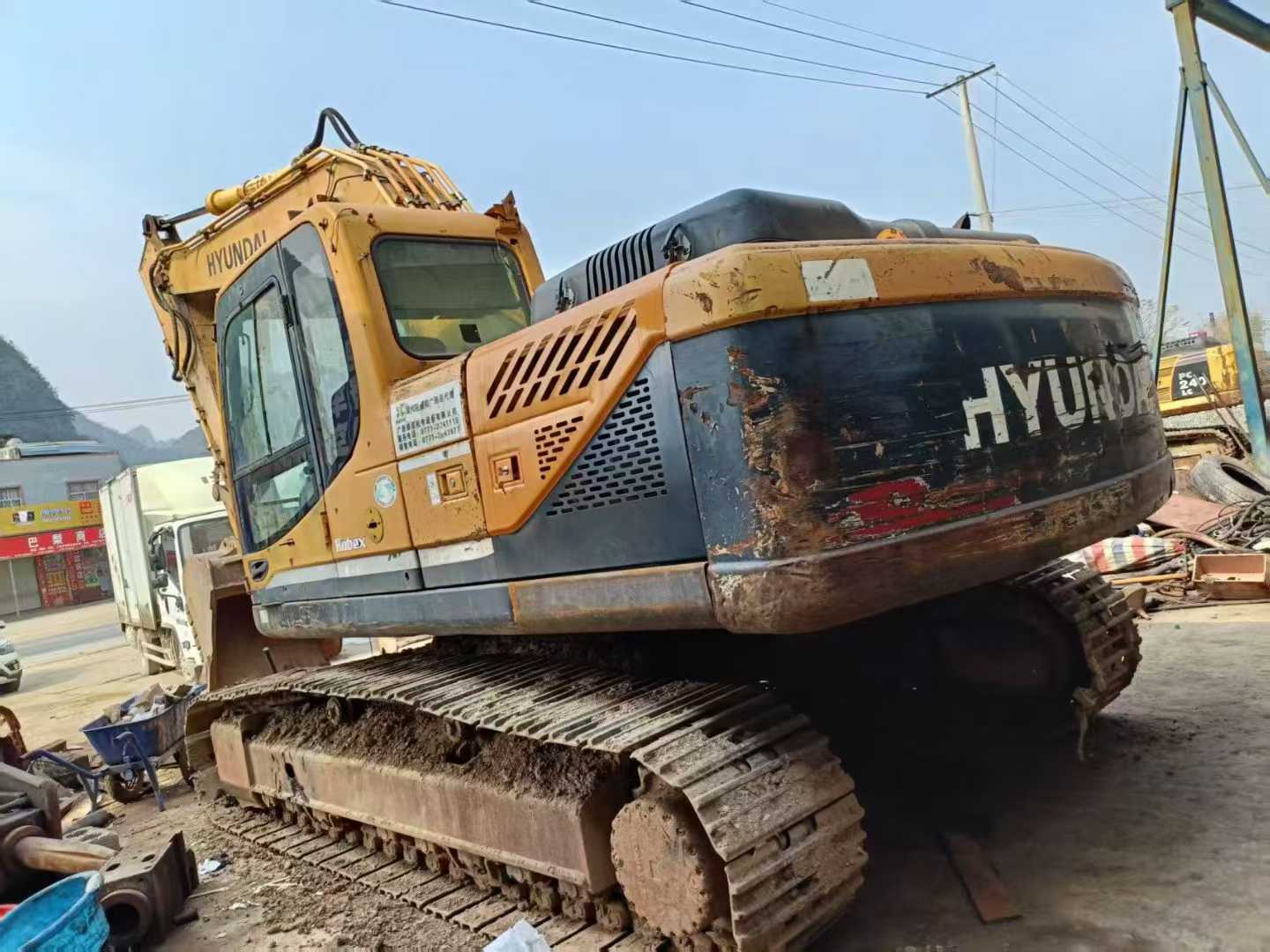 Used Hyundai R225-7 Excavator 2014 Model / 2