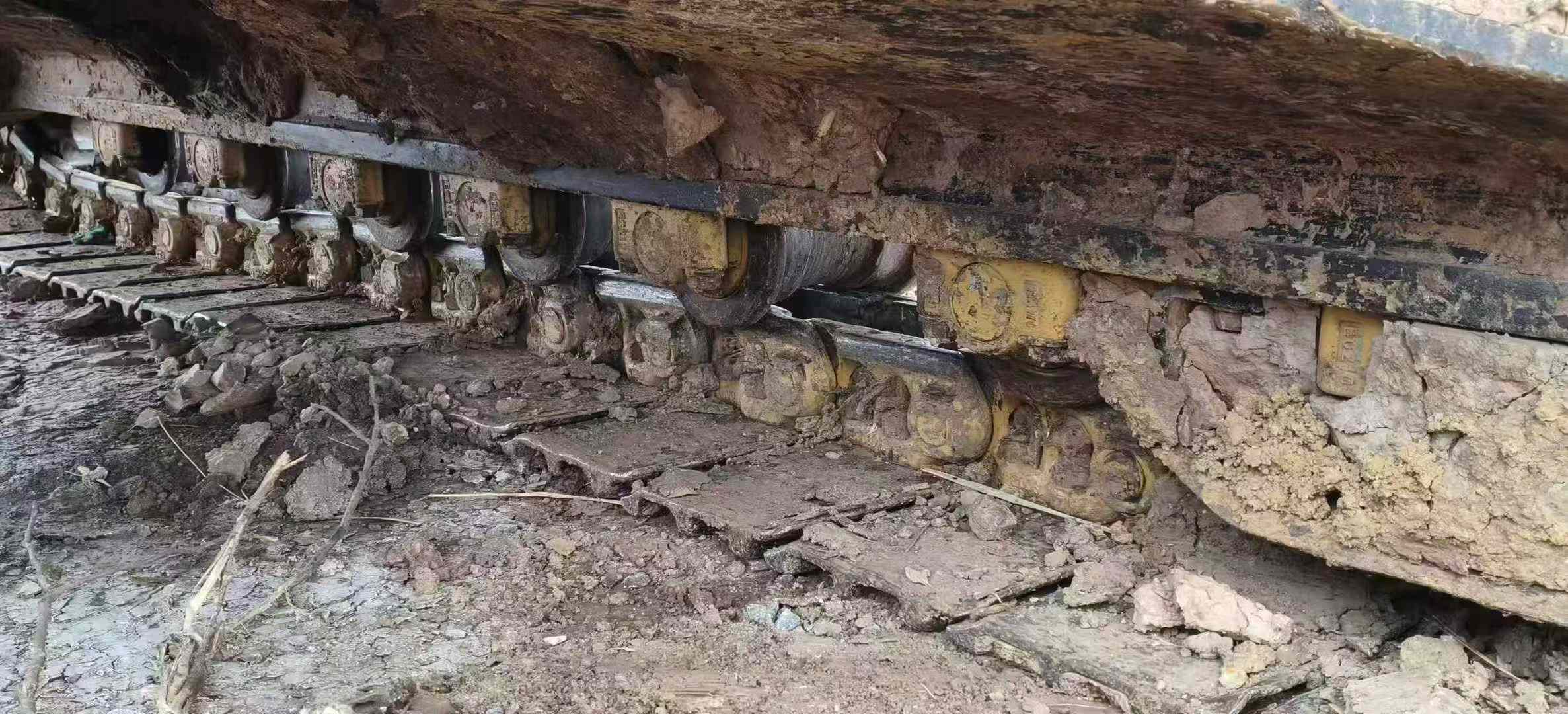 Used Sumitomo SH240-3 Excavator 2016 Model / 3