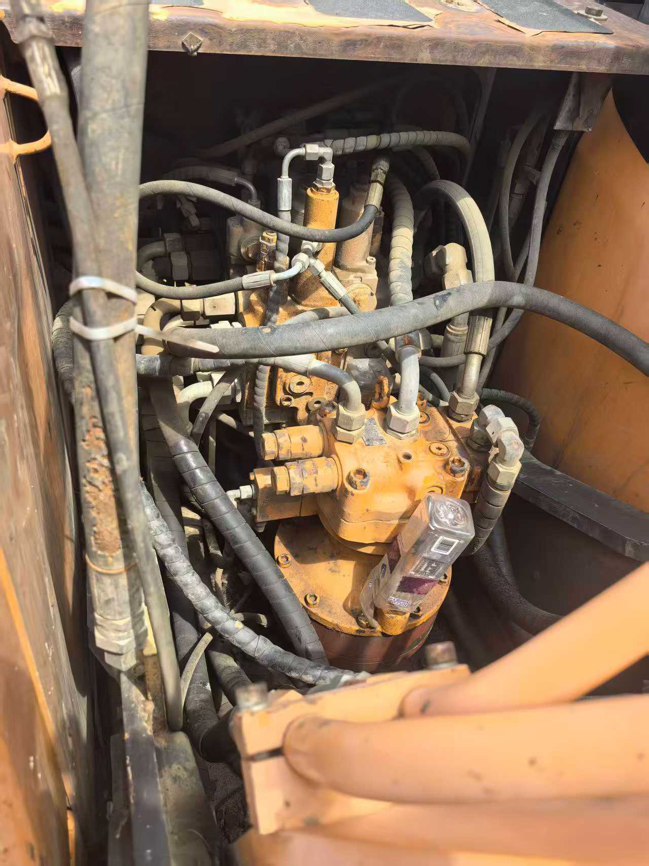 Used Sany SY155C Excavator 2014 Model / 4