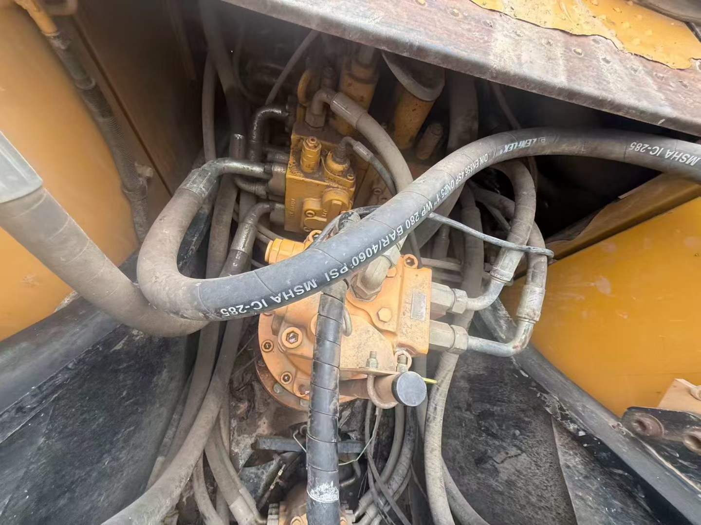 Used Sany SY205C Excavator 2020 Model / 3