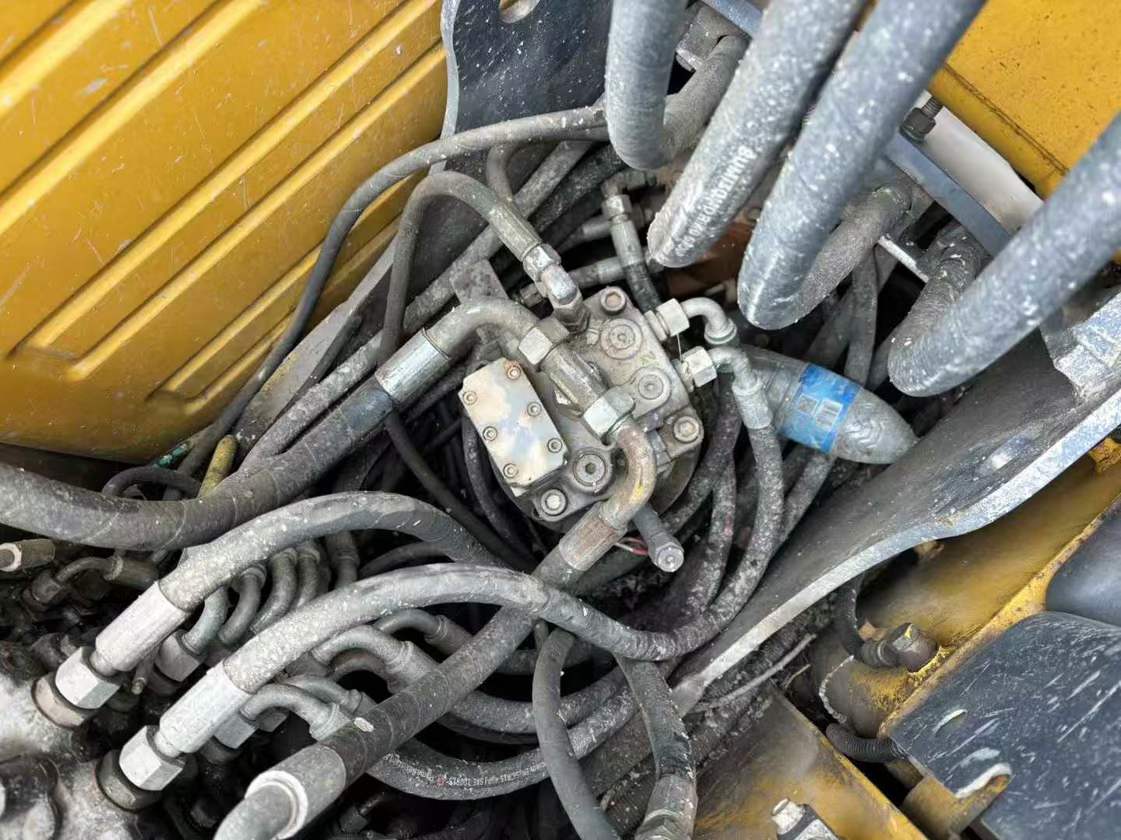 Used XCMG XE80 Excavator 2016 Model / 6